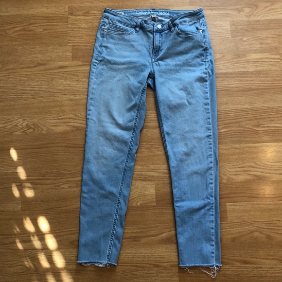 Calvin Klein frayed ankle skinny jeans - Picture 2 of 4